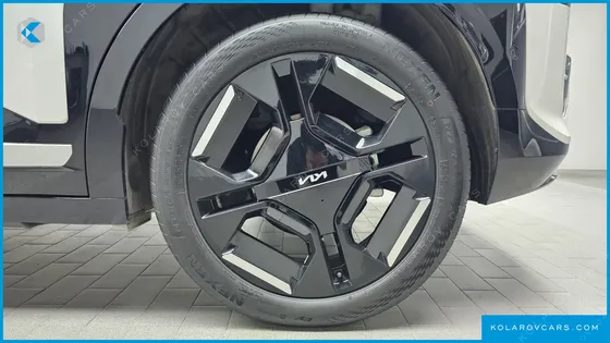 KIA EV3 STANDARD 2WD