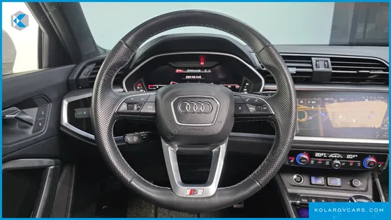 AUDI Q3 35 TDI PREMIUM SPORTBACK