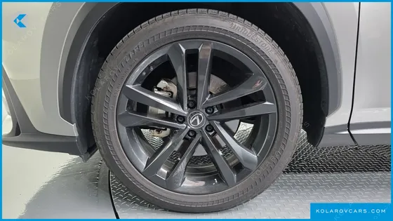 LEXUS NX PREMIUM