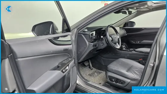 LEXUS NX PREMIUM
