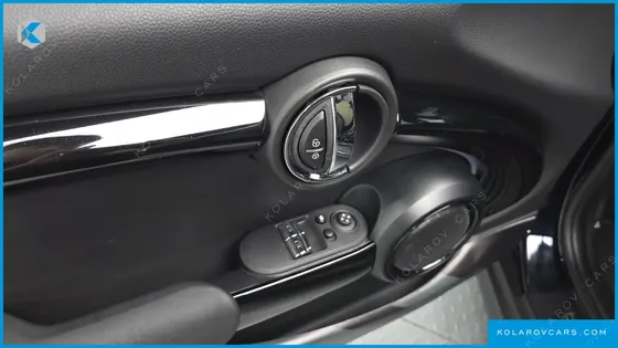 MINI COOPER RESOLUTE EDITION