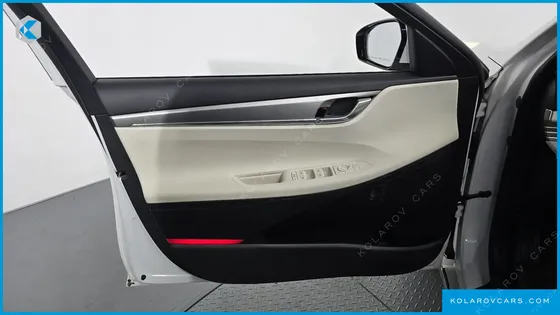 HYUNDAI GRANDEUR LE BLANC