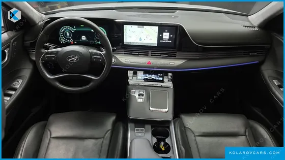 HYUNDAI GRANDEUR CALLIGRAPHY