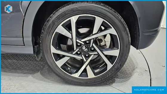 HYUNDAI KONA GASOLINE 2.0 2WD