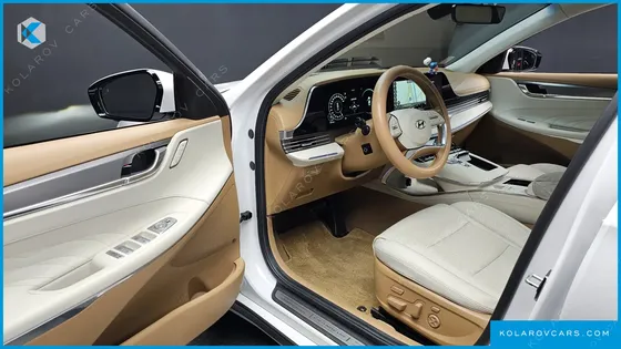 HYUNDAI GRANDEUR CALLIGRAPHY