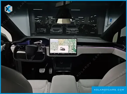 TESLA MODEL X PLAID