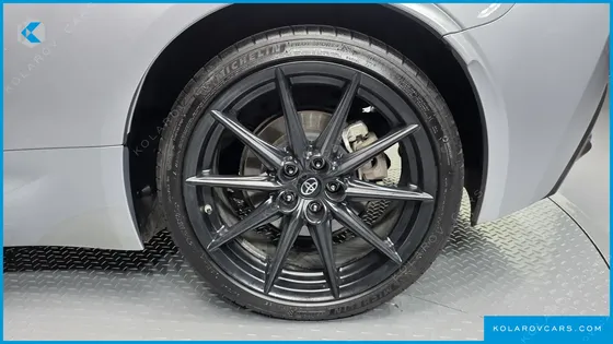 TOYOTA 86 2.4 PREMIUM