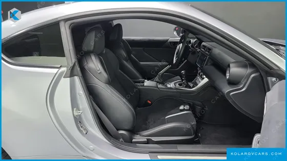 TOYOTA 86 2.4 PREMIUM