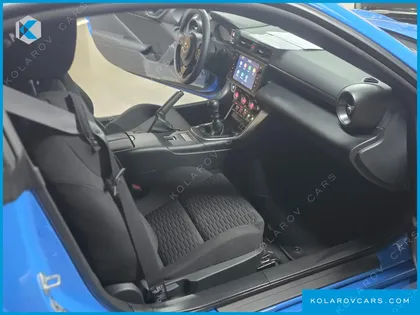 TOYOTA 86 2.4 STANDARD
