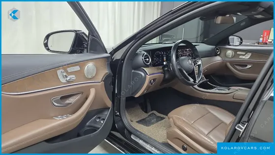 MERCEDES E-CLASS E300E 4MATIC EXCLUSIVE