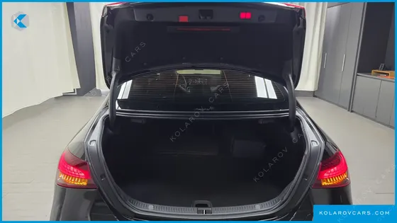 MERCEDES E-CLASS E300E 4MATIC EXCLUSIVE