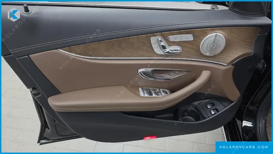 MERCEDES E-CLASS E300E 4MATIC EXCLUSIVE