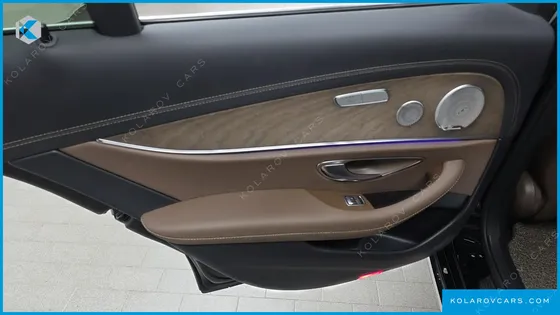 MERCEDES E-CLASS E300E 4MATIC EXCLUSIVE