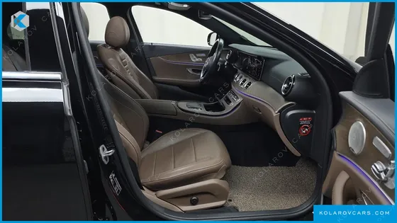 MERCEDES E-CLASS E300E 4MATIC EXCLUSIVE