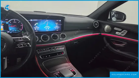 MERCEDES E-CLASS E220D 4MATIC AMG LINE