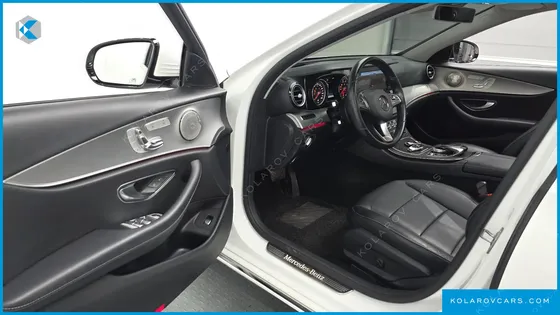 MERCEDES E-CLASS E200 AVANTGARDE