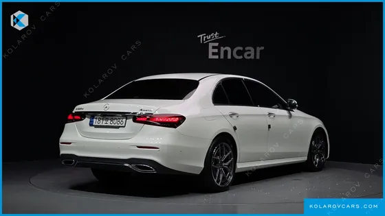 MERCEDES E-CLASS E220D 4MATIC AMG LINE