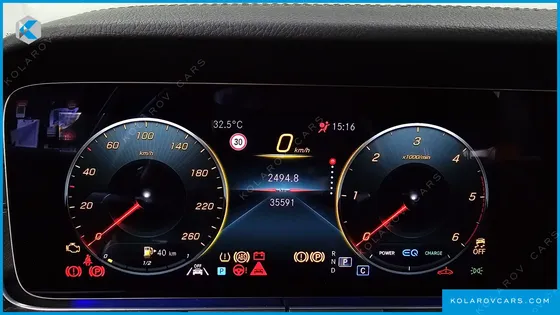 MERCEDES E-CLASS E220D 4MATIC AMG LINE