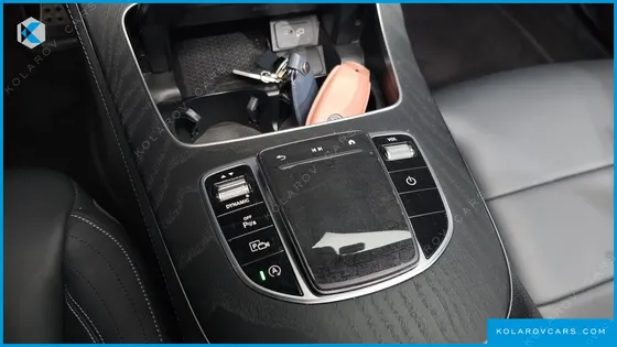 MERCEDES E-CLASS E220D 4MATIC AMG LINE