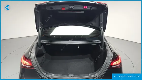MERCEDES E-CLASS E220D 4MATIC AMG LINE