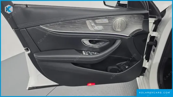 MERCEDES E-CLASS E350 4MATIC AMG LINE