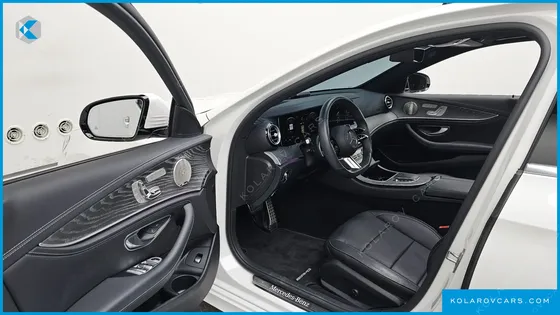 MERCEDES E-CLASS E350 4MATIC AMG LINE