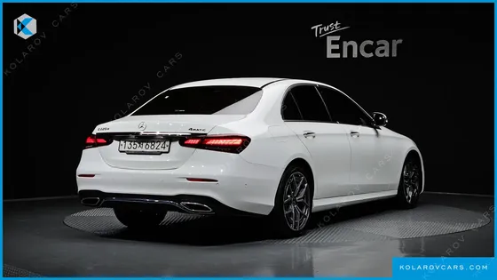 MERCEDES E-CLASS E220D 4MATIC AMG LINE