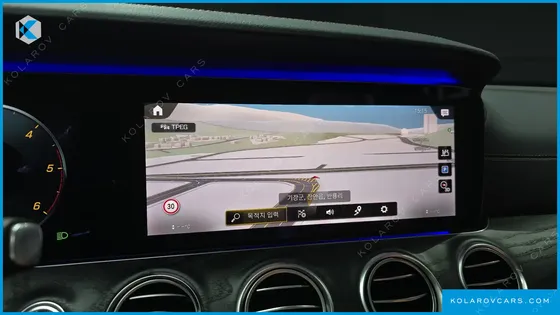 MERCEDES E-CLASS E220D 4MATIC AMG LINE