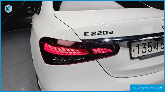 MERCEDES E-CLASS E220D 4MATIC AMG LINE