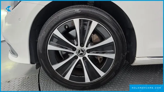 MERCEDES E-CLASS E300E 4MATIC EXCLUSIVE