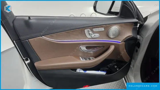 MERCEDES E-CLASS E300E 4MATIC EXCLUSIVE
