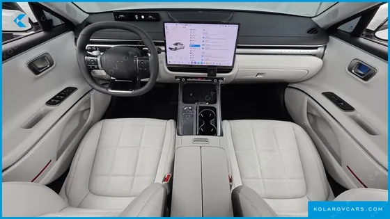 HYUNDAI GRANDEUR 2.5 GASOLINE  2WD