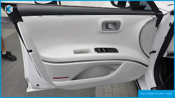 HYUNDAI GRANDEUR 2.5 GASOLINE  2WD