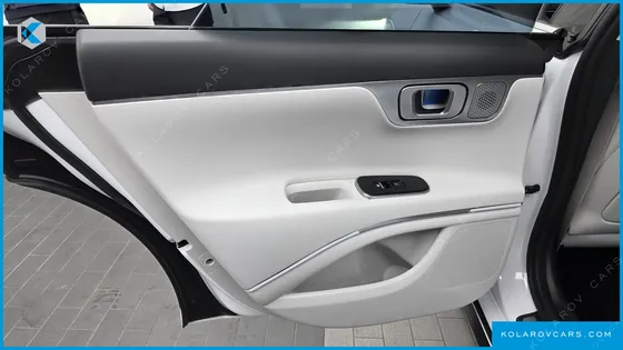 HYUNDAI GRANDEUR 2.5 GASOLINE  2WD