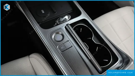 HYUNDAI GRANDEUR 2.5 GASOLINE  2WD