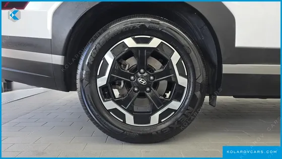 HYUNDAI SANTA FE GASOLINE 2.5T 4WD