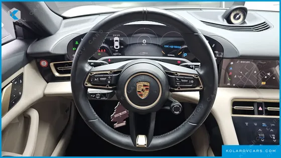 PORSCHE TAYCAN 4S