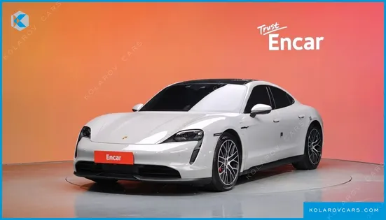 PORSCHE TAYCAN 4S