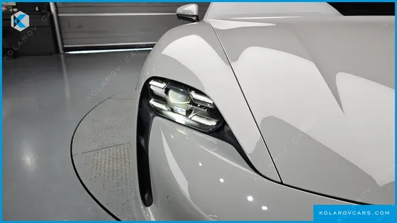PORSCHE TAYCAN 4S