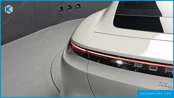 PORSCHE TAYCAN 4S