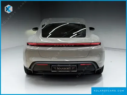 PORSCHE TAYCAN BASE 4