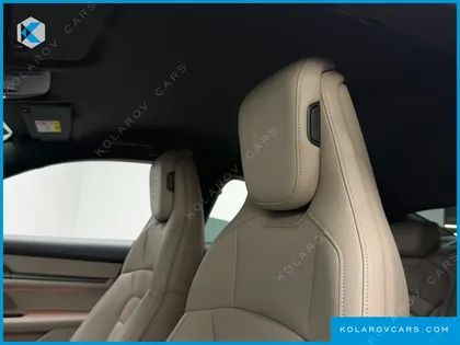 PORSCHE TAYCAN BASE 4