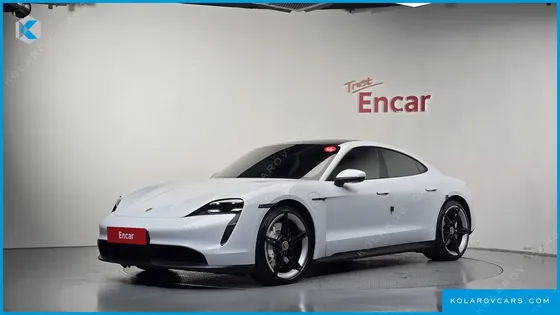 PORSCHE TAYCAN 4S