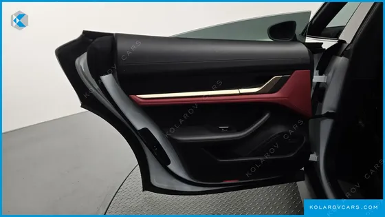 PORSCHE TAYCAN 4S