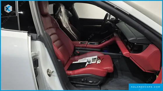 PORSCHE TAYCAN 4S