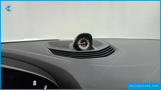 PORSCHE TAYCAN 4S