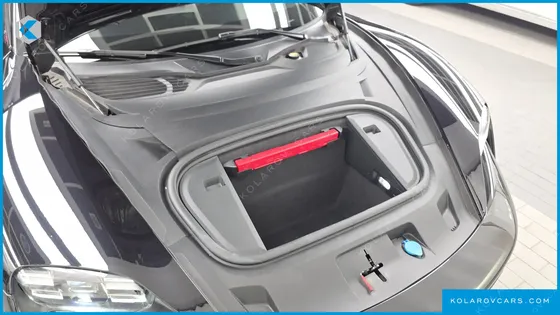 PORSCHE TAYCAN BASE