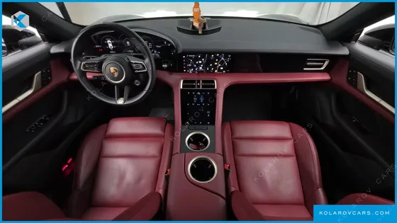 PORSCHE TAYCAN BASE