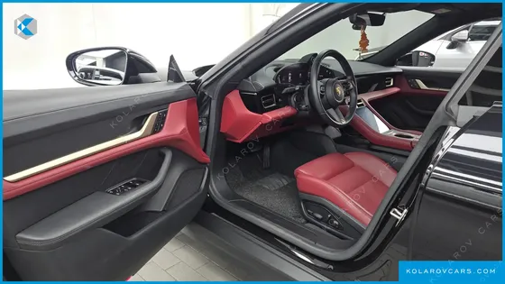 PORSCHE TAYCAN BASE