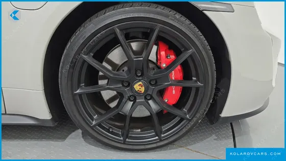 PORSCHE TAYCAN GTS